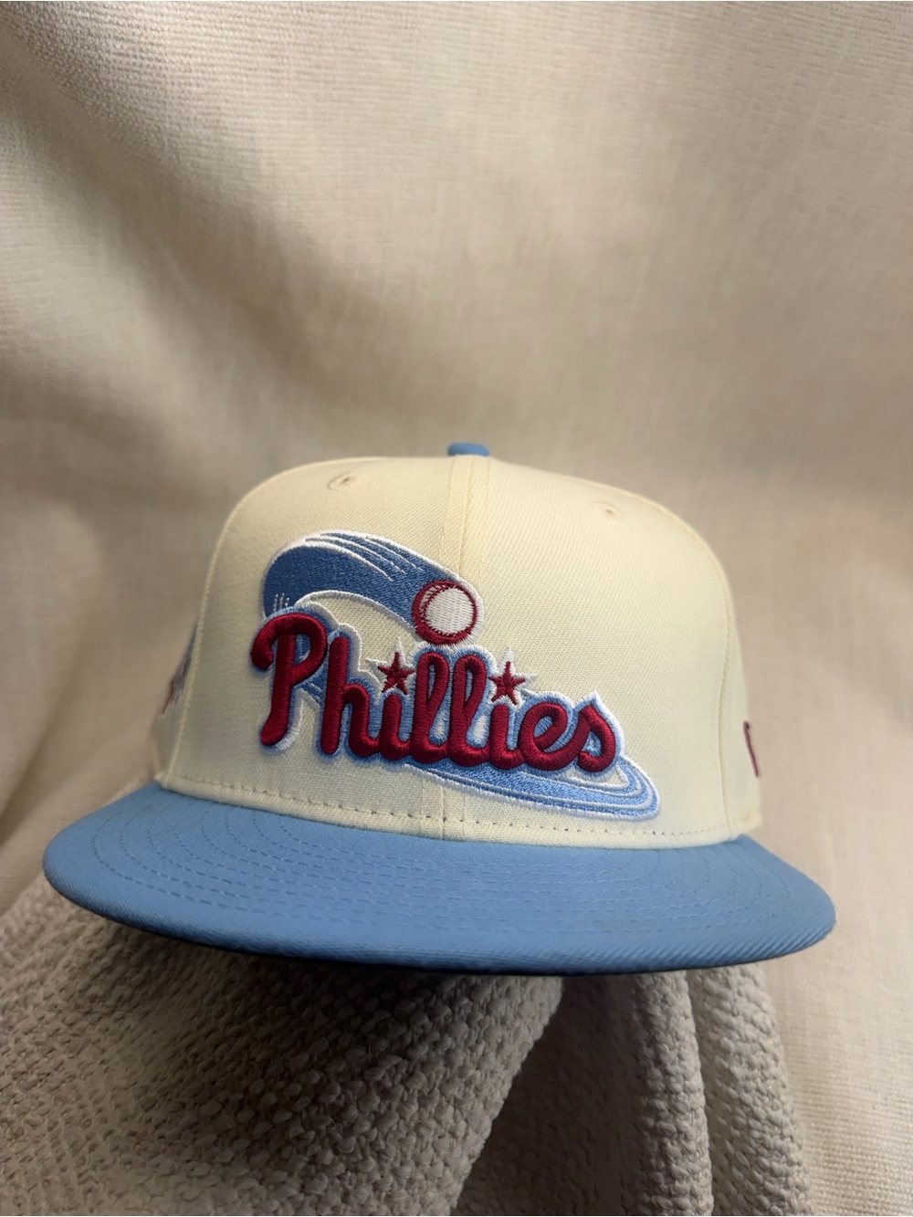 New Era Men’s Phillies Cream and Light Blue Cap Size 7 5/8